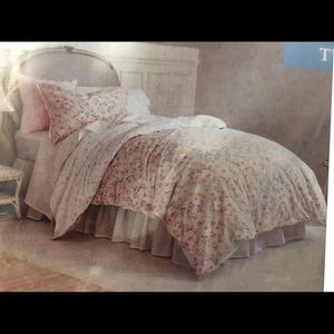 Rachael Ashwell shabby chic duvet set